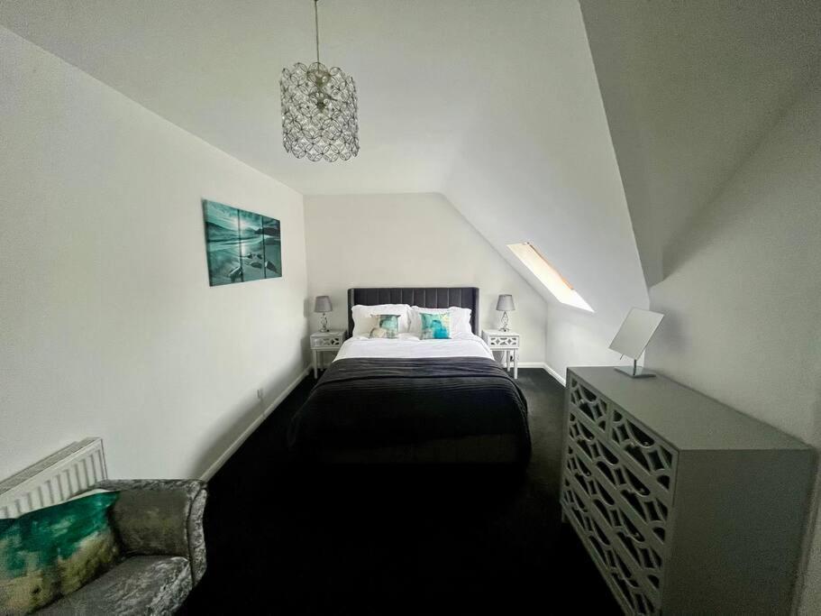 Bs - Luxury Top Floor 4 Bed Apartment With Garage In Town Centre - No Lift Stratford-upon-Avon Exteriér fotografie