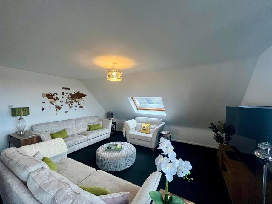 Bs - Luxury Top Floor 4 Bed Apartment With Garage In Town Centre - No Lift Stratford-upon-Avon Exteriér fotografie